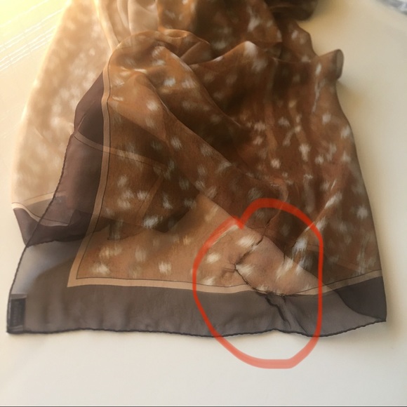 BURBERRY, Brown Spotted Deer Print Scarf , Unisex - Picture 11 of 11